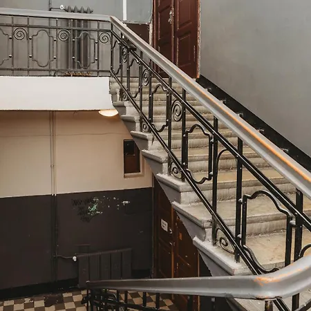 דירה Old Town Room, Private Bathroom - A *